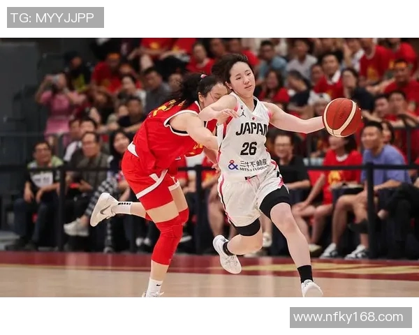 日本女篮迎战澳大利亚队力争胜利展现实力与团队合作精神